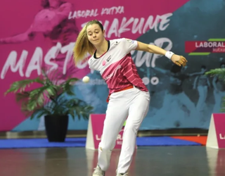 Finalerdietarako hautagaitza sendotu du Arrate Bergarak Olatz Arrizabalagarekin