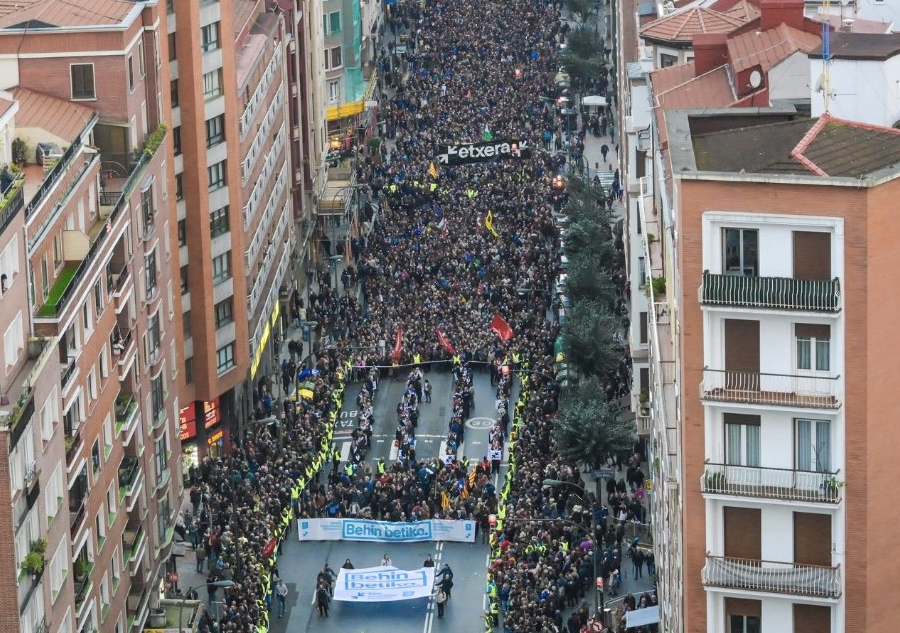 Sarek antolatutako manifestaziorako autobus zerbitzua egongo da bailaran