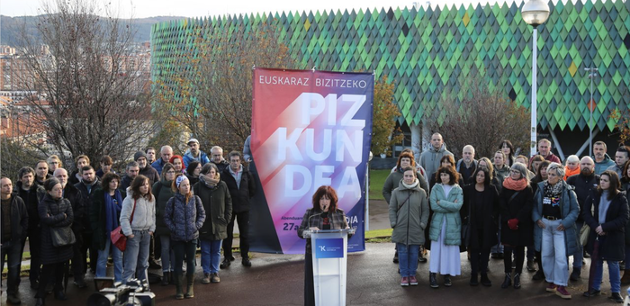 Euskaltzaletasuna indartzeko eta hizkuntza-politiketan jauzia egiteko deia