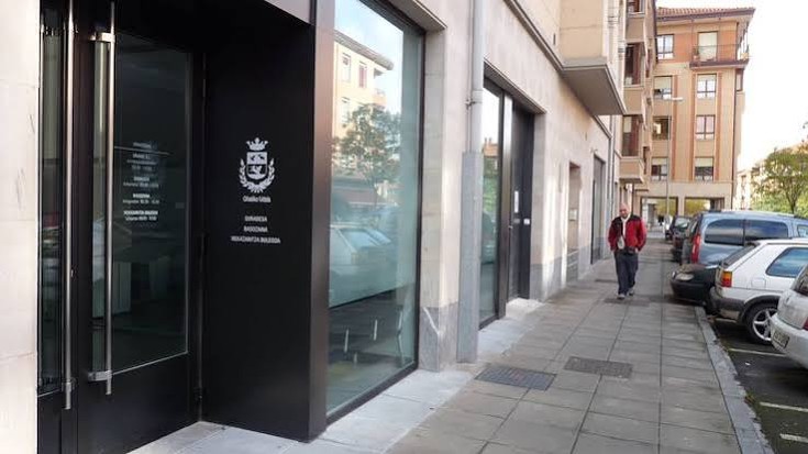 Suradesak Antzuola eta Elgetan ematen duen zerbitzuaren ordutegia aldatuko du uztailean