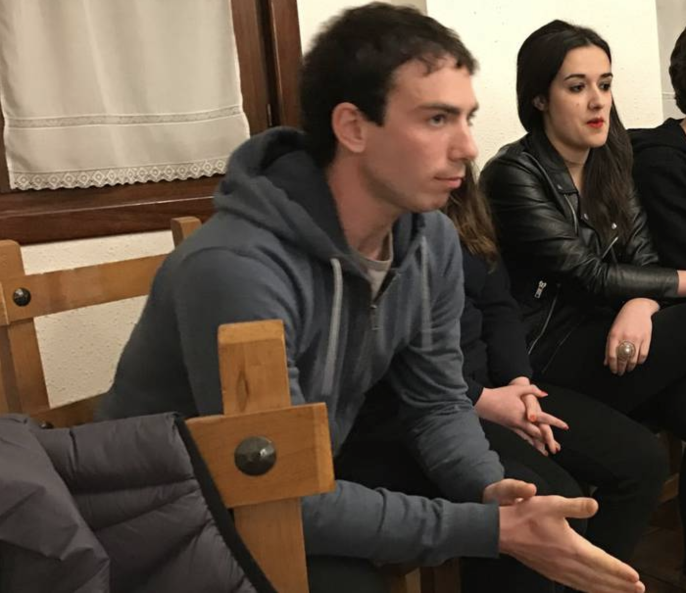 Debagoieneko hainbat bertsolari gazteren saioa izango da gaur