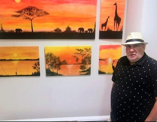 Juan Telmo Barandiaranen margolan akrilikoak ikusgai daude Arkupen