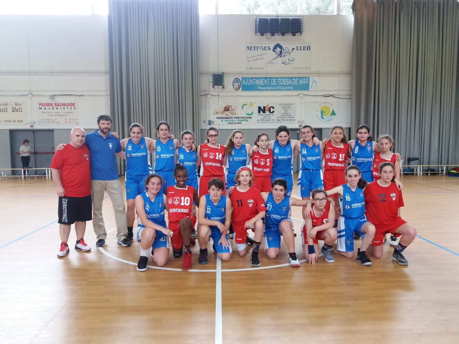 Bergarako infantil mailako saskibaloi jokalariak Globobasket txapelketan izan dira