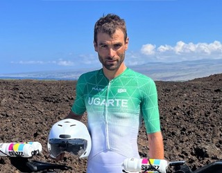 Hamahirugarren postu "sinestezina" lortu du Mikel Ugartek Hawaiin