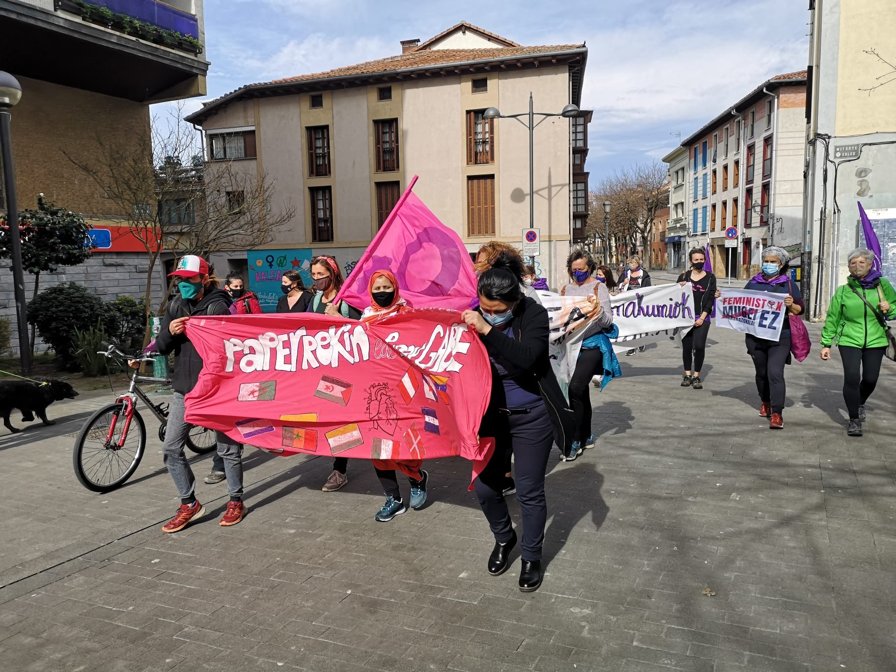 Aldarrikapenak agerian uzteko manifestazioa