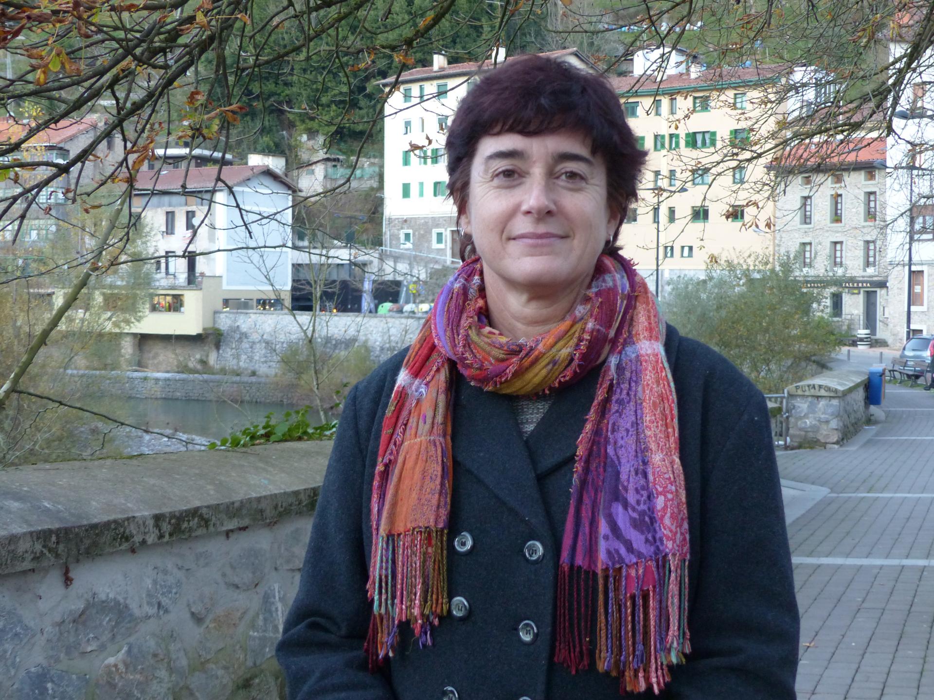 Aitziber Uriarte: "Maskara jaitsi eta distantzia handituz komunikatu behar gara"