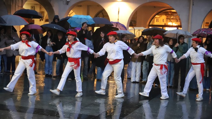 Eta gaur bai, lortu dute kintta izatea