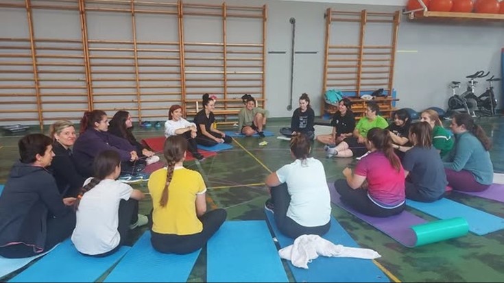 Autodefentsa feministarako tailerra izango da zapatu goizean gimnasioan