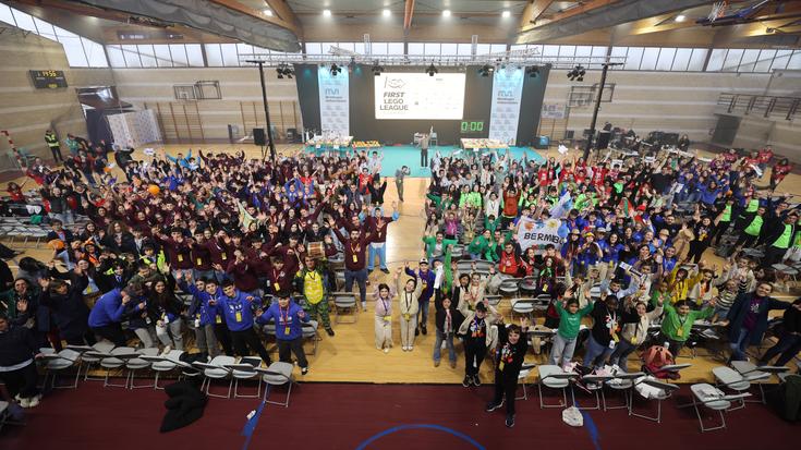 Trebetasuna, elkarlana eta ilusioa barra-barra First Lego League txapelketako Arrasateko finalean