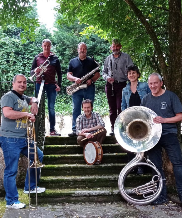 [BERTAN BEHERA] 8,46 Dixie Band
