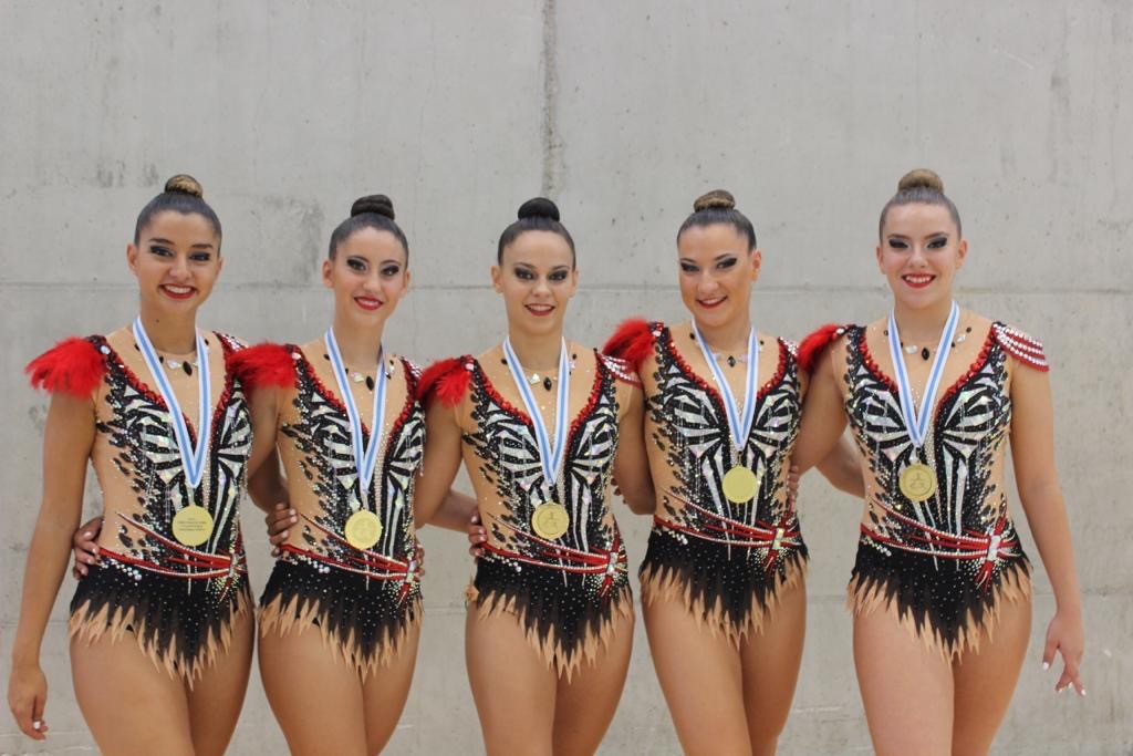 Lau dominekin bueltatu dira Eskoriatzako gimnastak