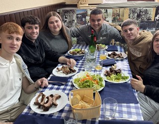 Saiheski errearekin hartu dituzte indarrak Bizi Gara Gartza ekimenean