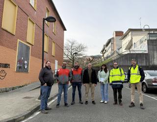 Biomasa bidezko berokuntza sistema berria jartzeko obrak hasi dituzte