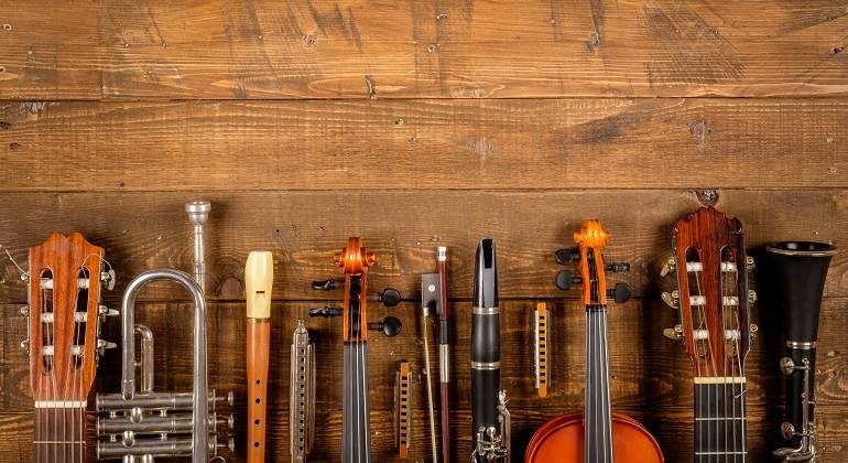 Musika material bilketa errefuxiatu siriarrentzat