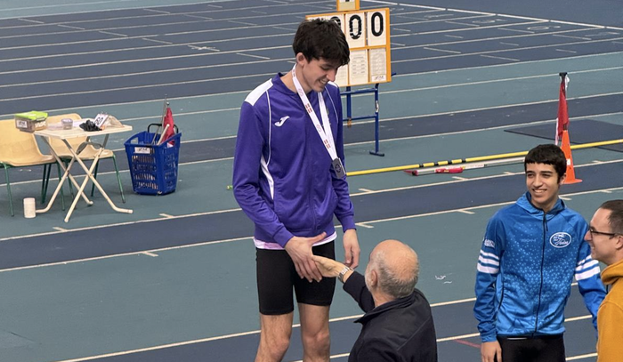 Arrasate Atletiko Taldeko Markel Rodriguezek zilarra eskuratu du 18 urtez azpiko Euskadiko Txapelketan