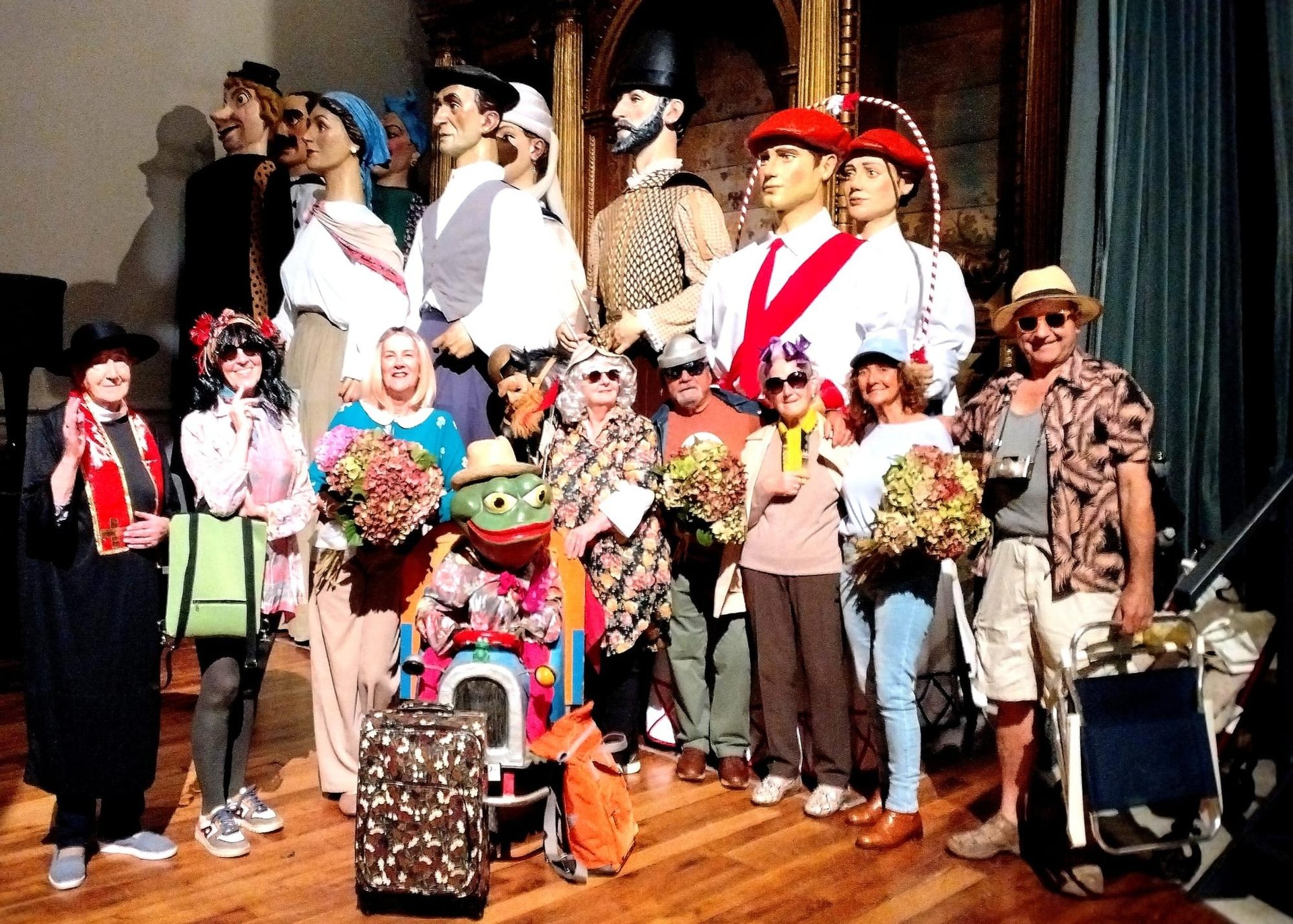 Herritarrak barrezka jartzeko asmoz datoz Ikusi Makusikoak