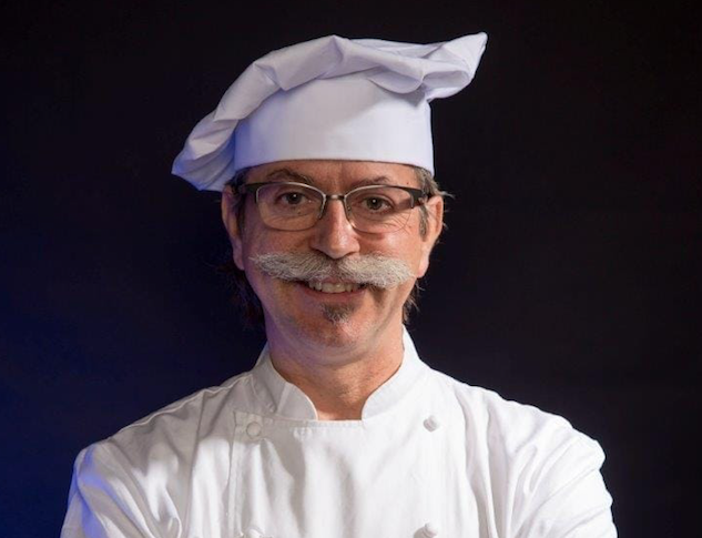 Rafa Gorrotxategi: "Tamaina originaleko piezak moztea izan da zailena"