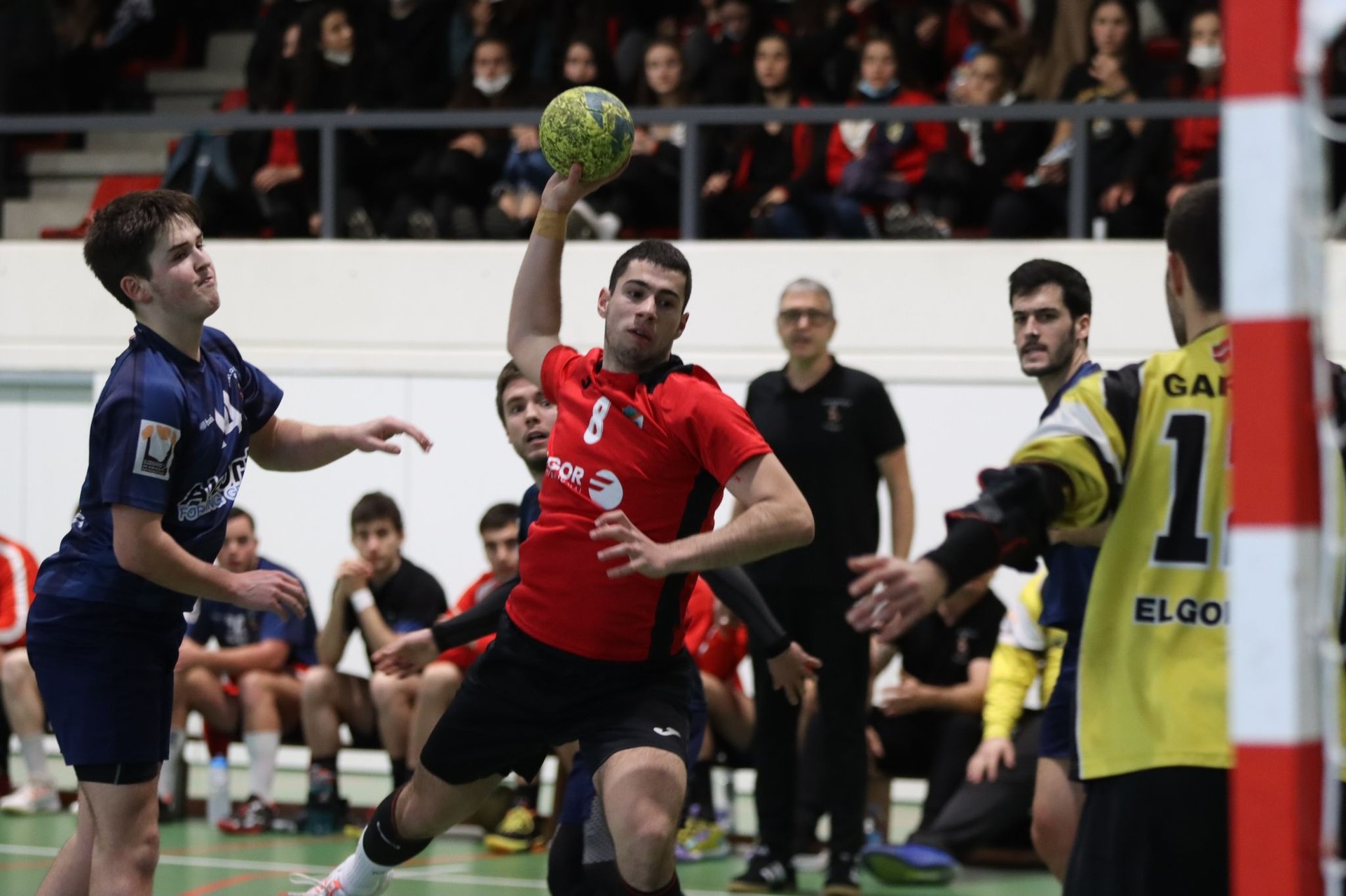 Bigarren zatiko defentsari esker irabazi du Fagor Professionalek