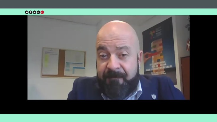 Xabier Legarreta: "Ez dago familia eredu bakar bat; bizitzako etapek asko baldintzatzen dute"