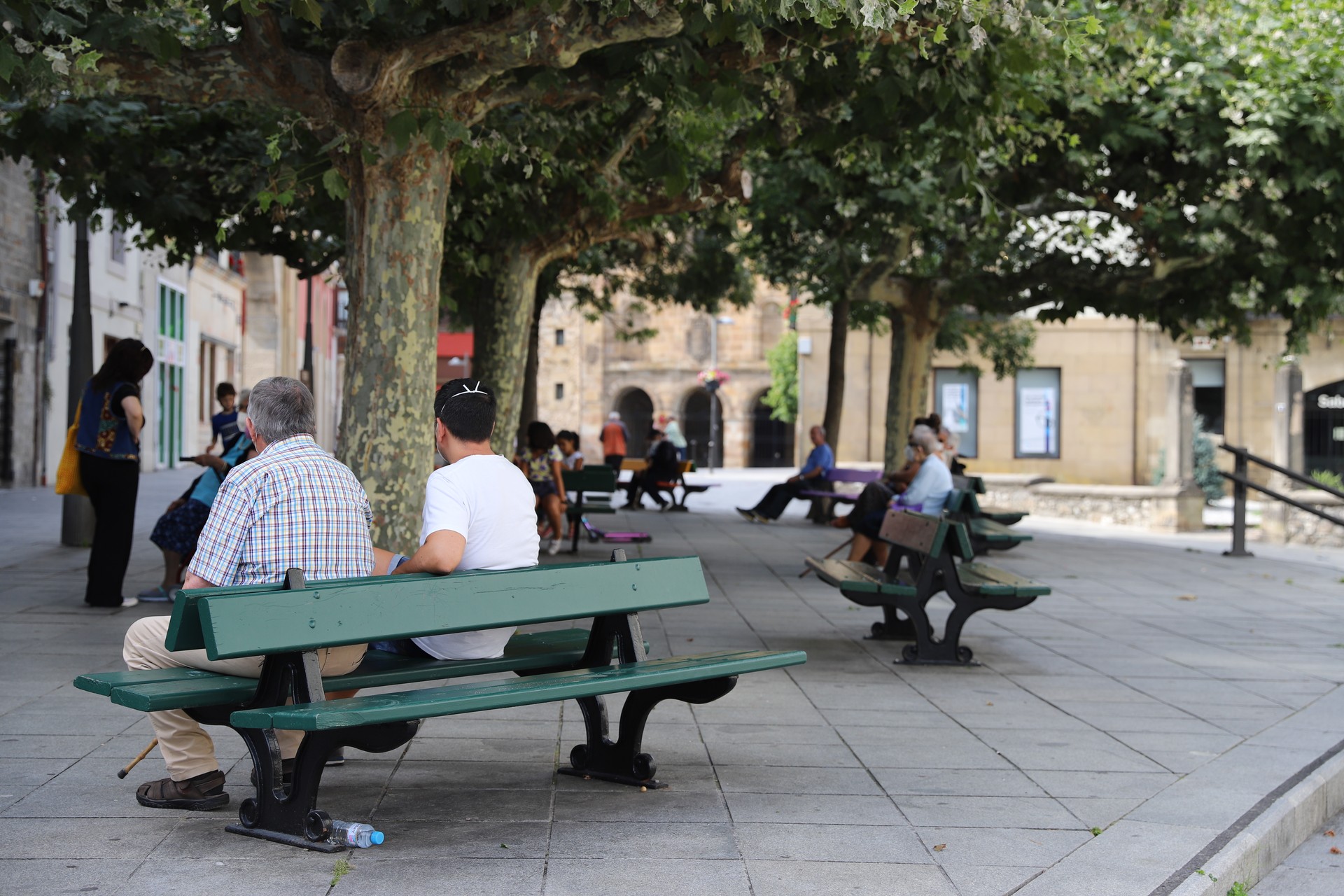 92 positibo berri Hego Euskal Herrian