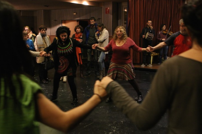 Okzitaniako dantzen ikastaroa eta dantzaldi berezia hilaren 7an, Elgetan