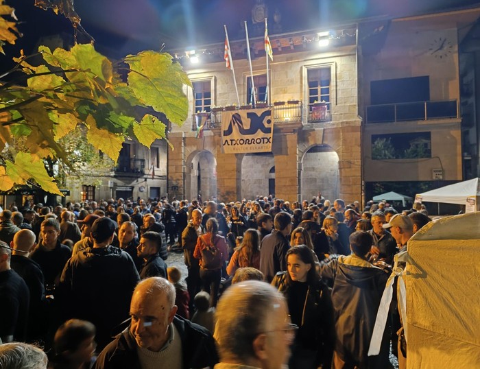 Ardo mota ugari aukeran, beste behin, kroketekin lagunduta