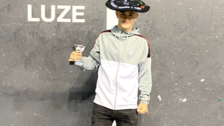 Haritz Etxabe: "Profesionaletan jokatzea da nire ametsa, baina eguneroko lanean dut arreta jarrita"