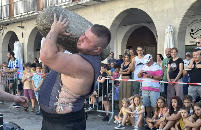 Herri kirolen diziplinak ikusteko erakustaldia