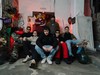 Etxepe taldeak 'Etxepeian' izeneko diskoa argitaratu du, agur esan aurretik