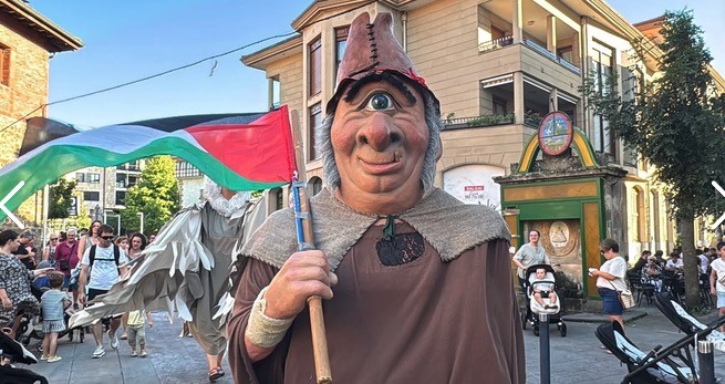 Atzeko kaleko jaixak 100 urte