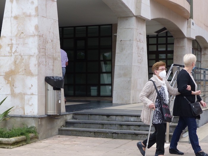 Nahitaezkoa izango da maskara erabiltzea, eguenetik aurrera