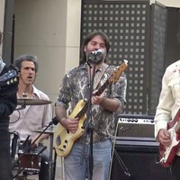 Emilio Arsuaga & Ther Mad Reeds & Chris Bell taldeak