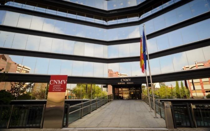 Europako arautegi berrira egokituta daude finantza-aholkulari izateko Mondragon Unibertsitateko bi graduondoko