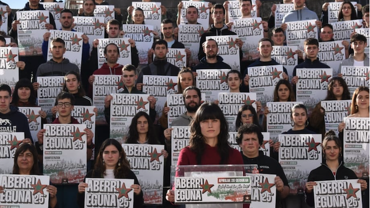 'Nola eraiki biharko Euskal Herria?' solasaldia, etzi, gaztetxean