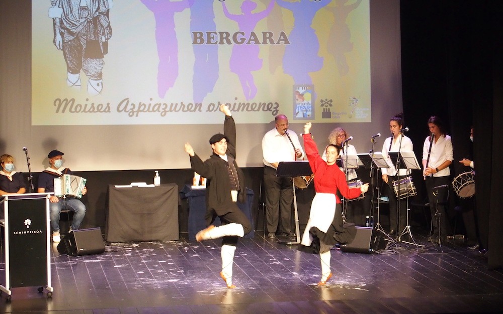 Seminarixoak bikotekako dantza txapelketa hartuko du egubakoitzean