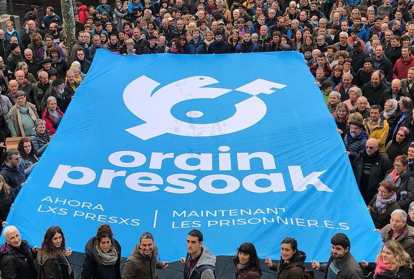 Urtarrilak 12ko manifestaziora joateko txartelak salgai jarri ditu Sarek