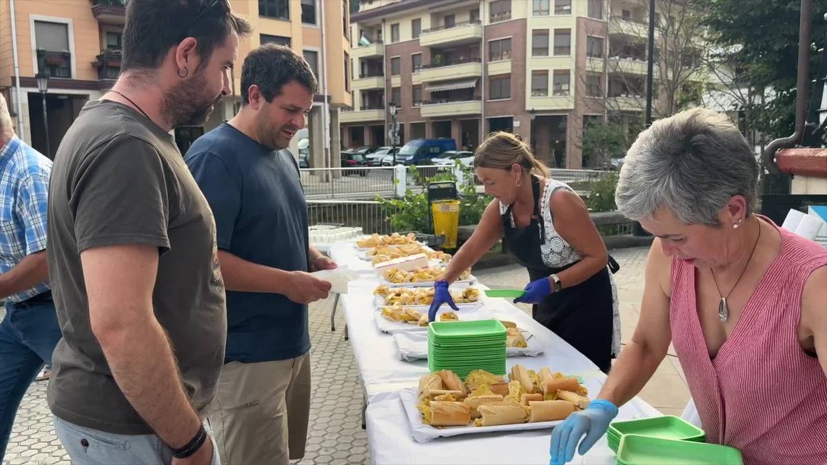 1.397 euro bildu dituzte Anelkarren Elkartasun Jaian