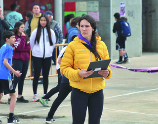 Kirol entrenatzaileen eta monitoreen profesionalizazioaren argi-ilunak