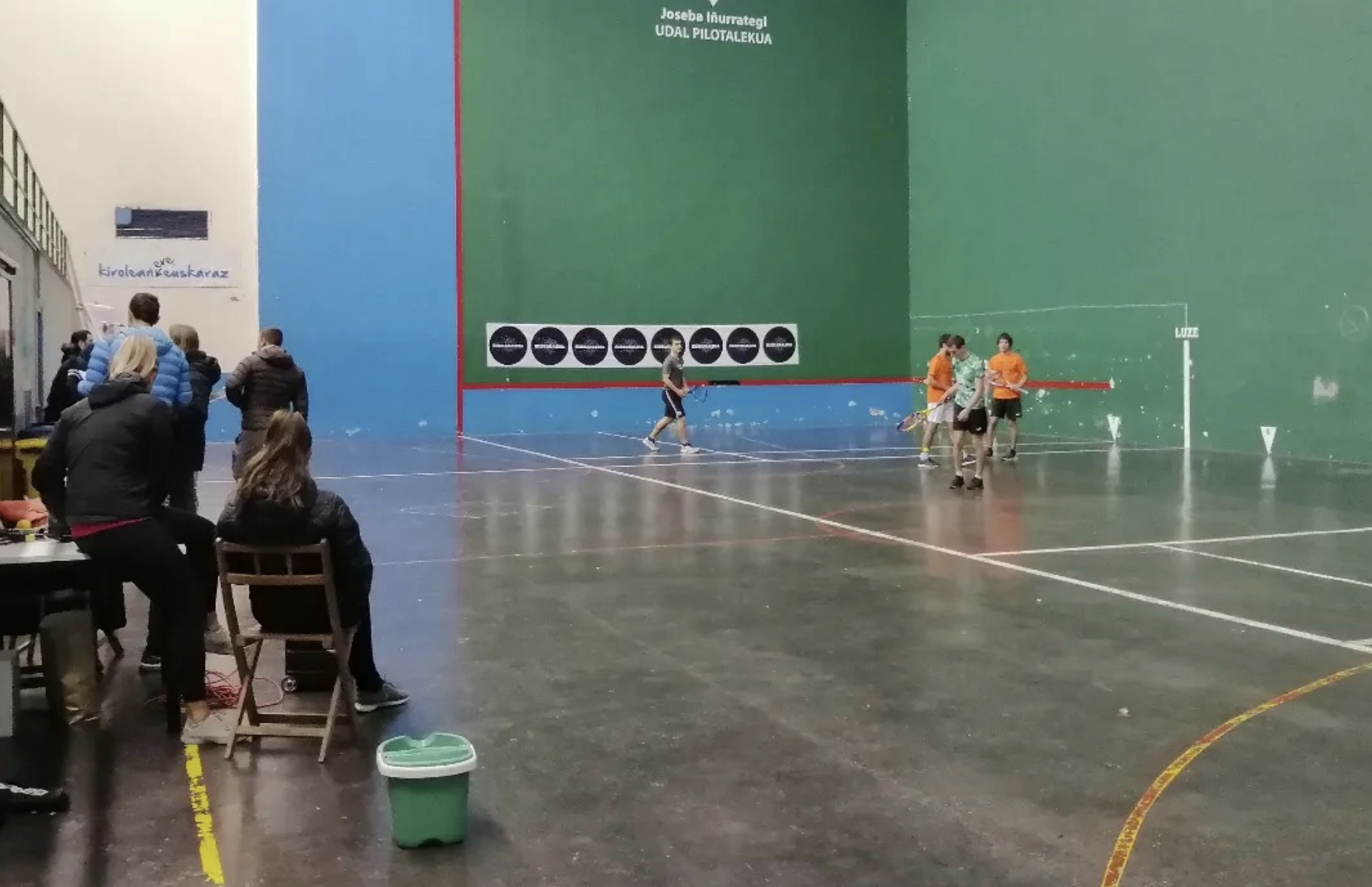 Inkernuk antolatutako frontenis txapelketan 20 bikote arituko dira