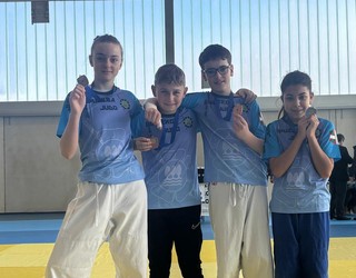 Arrasate Judo Elkarteko infantil mailakoen lan txukuna Gipuzkoako txapelketan