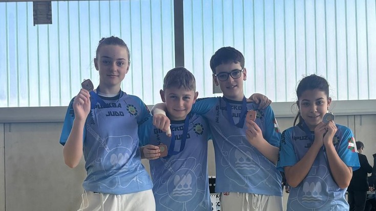 Arrasate Judo Elkarteko infantil mailakoen lan txukuna Gipuzkoako txapelketan