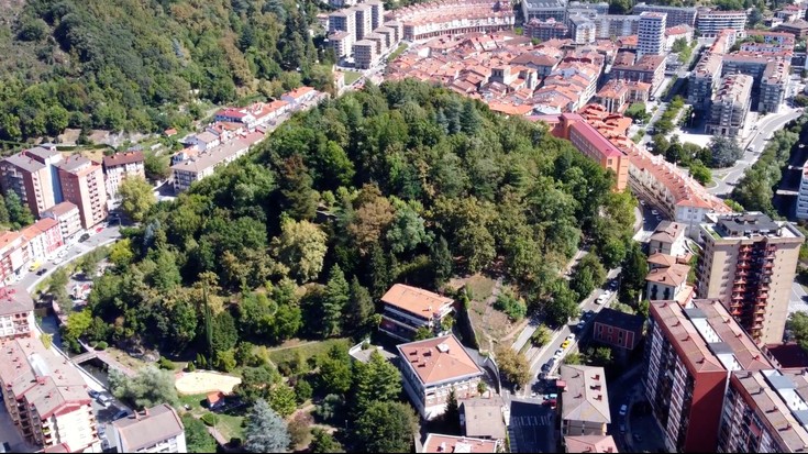 PlazaBizi ekimena: Santa Barbara parkea "pizteko" jaia urriaren 23an, urte osoan itzungi ez dadin