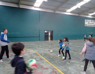 Boleibola lantzen hasi dira gure ikasleak!