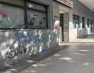 Pintadak garbitzeko kanpaina bat abiarazteko asmoa duela adierazi du Udal Gobernuak