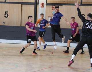 Igoera fasetik gertu egon nahi du Soraluze BKEk, derbia irabazita