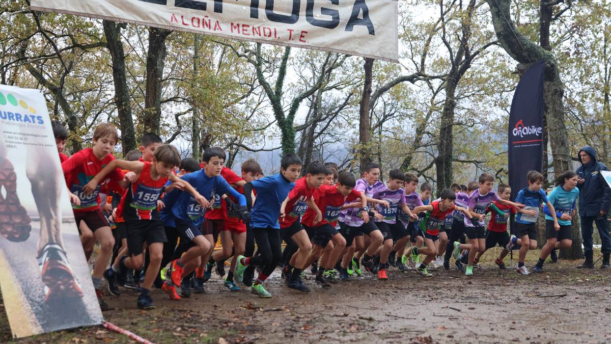 Eskolarteko San Martin krosa ospatu dute bigarrenez, Oñatin