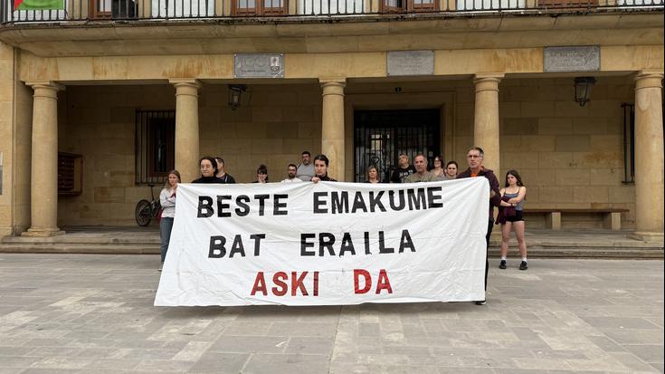 Basauriko hilketa matxista salatu dute Elgetan