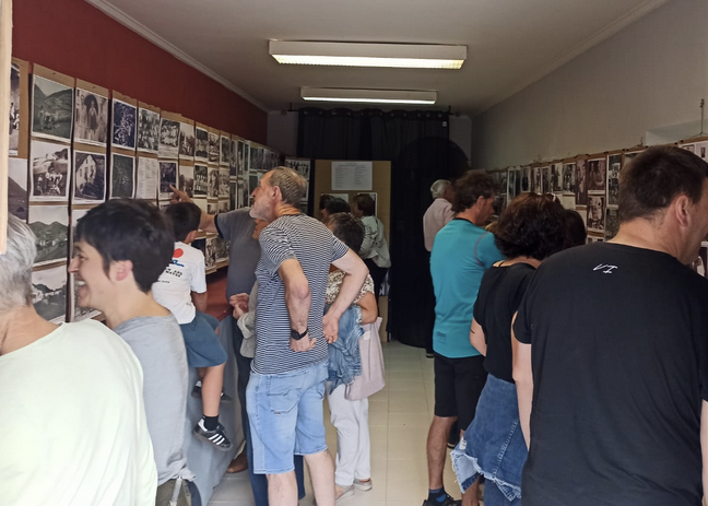 Argazki erakusketak 450 bisitari inguru izan ditu lehen asteburuan