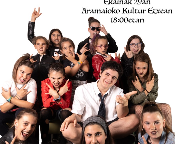 'Rock Eskola' musikala prestatu du Papargorri abesbatzak