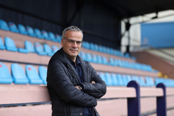 Manu Diaz: "Palkoan egongo naiz, baina bihotza eta burua harmailan izango ditut"